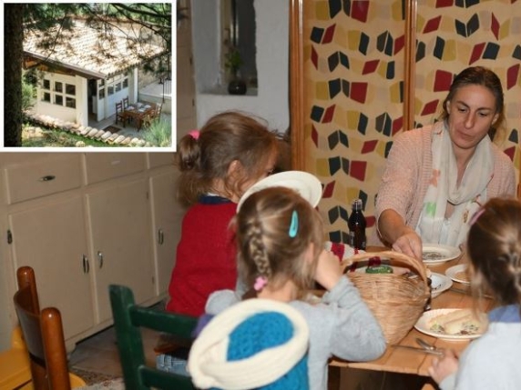 Famiglia nel bosco, Natale diviso: il padre Nathan potrà stare con i figli solo dalle 10 alle 12.30 ma niente pranzo insieme