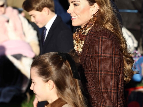 Nuovo bambino dei principi William e Kate, onorificenza reale ai pattinatori d'oro e menzione di Idris Elba