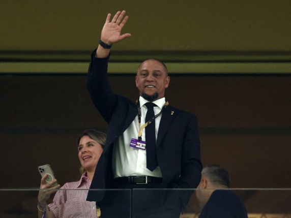 Roberto Carlos: intervento d'urgenza al cuore, complicazioni ma in fase di recupero