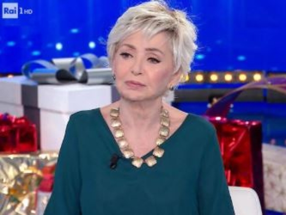 Enrica Bonaccorti: in attesa di notizie sul suo tumore, si sente in un limbo