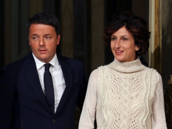 Renzi: ha perso il referendum in fila e si rattrista di non essersi trasferito negli USA dove aveva offerte di lavoro