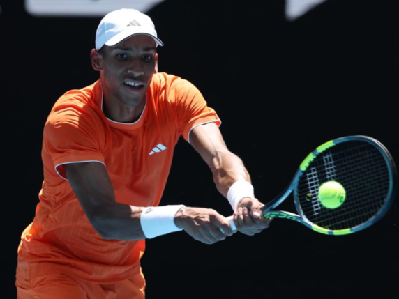 Auger‑Aliassime si ritira per crampi, Arnaldi sconfitto da Rublev all’Australian Open