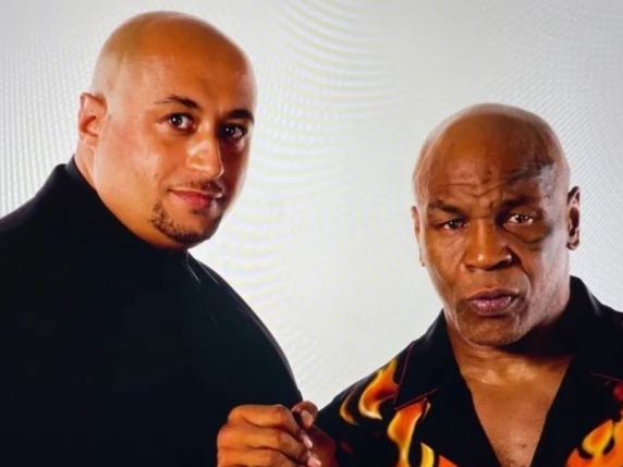 Milano, camion Amsa travolge auto all'alba: morto il 45enne alla guida, ex bodyguard di Genovese 