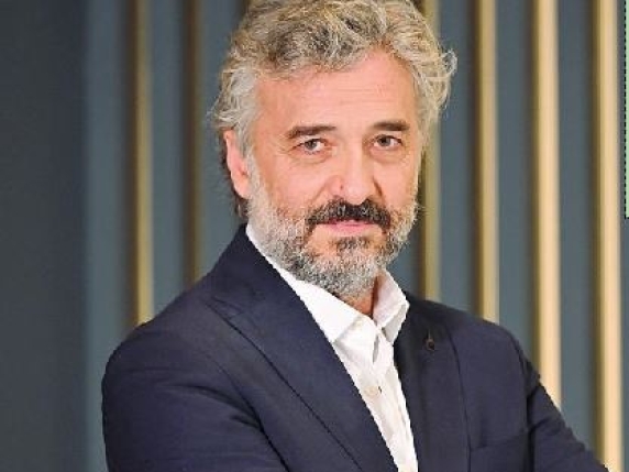 Ferrera: «Nella fiction sul Morbo K sono un medico che nel ’43 salvò cento ebrei. Non compaiono i fascisti? Falso»