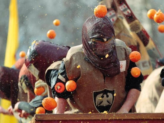 Carnevale di Ivrea: la Battaglia delle Arance si prepara per il 15 febbraio