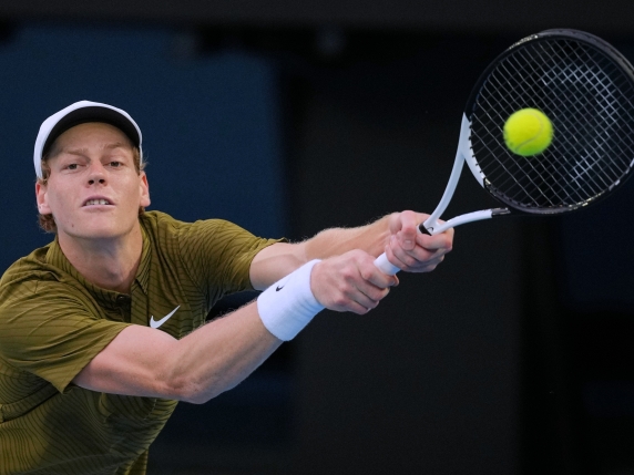 Sinner-Shelton per la semifinale degli Australian Open: Ben accorcia, Jannik serve per il 2°set  Live 6-3, 5-4