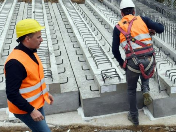 Milleproroghe, un anno in più per i permessi di costruire e le autorizzazioni ambientali: ecco chi potrà usufruirne