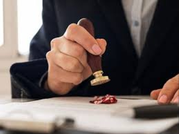 Azioni in eredità, come si calcolano le tasse da pagare? La risposta su «Chiedi all’esperto»