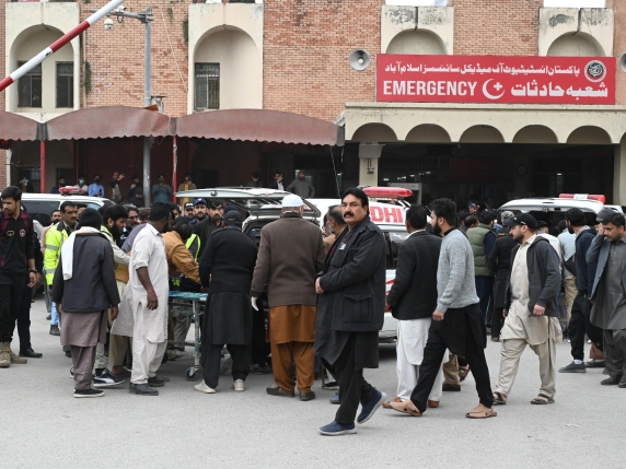 Pakistan, Isis rivendica l'attentato suicida nella capitale Islamabad: 31 morti