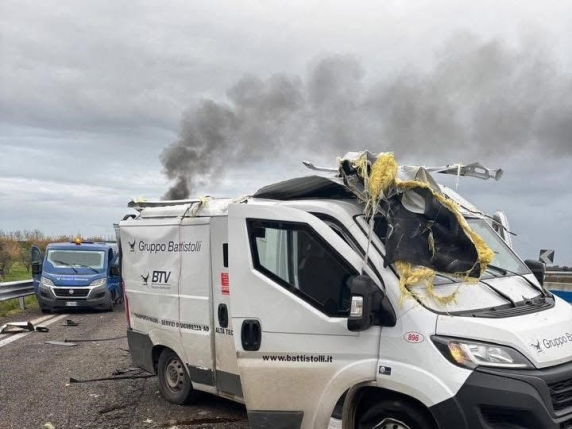 Assalti ai portavalori: ecco la holding del crimine in Puglia tra armi da guerra e campi di addestramento