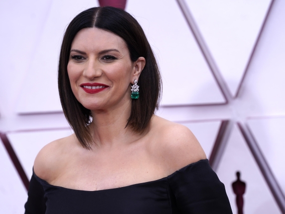 Laura Pausini: «Gli haters mi feriscono. Grignani? Credo tutto bene»