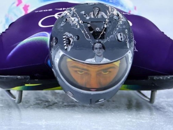 L'omaggio di un atleta ucraino ai caduti è un caso olimpico: «Il Cio me lo vieta»