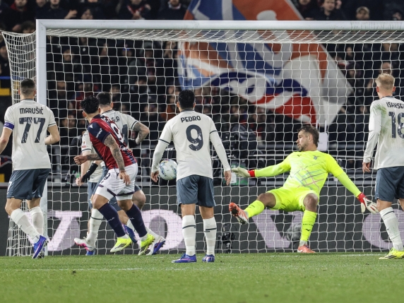 La Lazio batte il Bologna ai rigori e va in semifinale di Coppa Italia