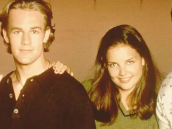 Non troppo belloccio, sfigato, egoriferito: perché la generazione millennial piange il suo "Dawson" | Cancro al colon: i sintomi