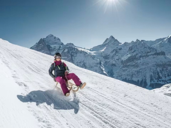 Slittino-mania: le piste più belle e più lunghe per divertirsi sulle Alpi