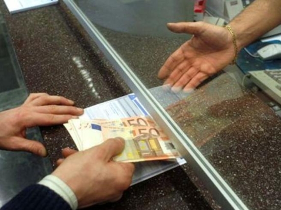 Banche, Salvini rilancia il contributo su extraprofitti: «Fanno 28 miliardi di utili, una parte può essere usata per ridurre le bollette»