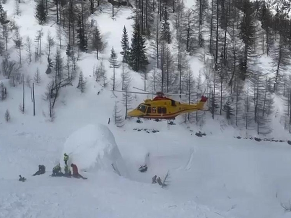 Avalanche kills two, third critical