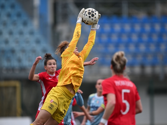 Blocca l’Hpv con il vaccino: la nuova campagna con la Serie A Women