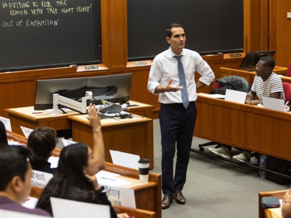 Business School, Escp di Torino e Politecnico di Milano nella Top 100 del «FT»: Bocconi fuori per un nodo tecnico