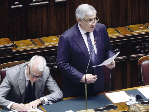 Board of peace, il duello con l’opposizione su chi «scodinzola». I vannacciani: sì, con Mosca