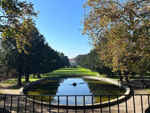 Nei Giardini Borromeo la fontana dei dromedari e i giochi d’acqua