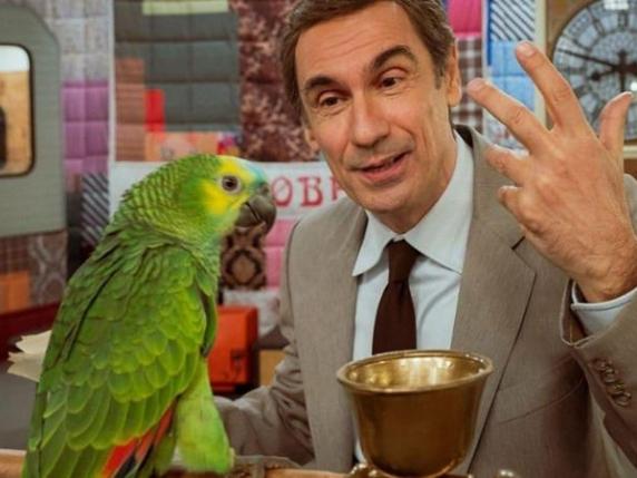 Bellocchio firma la serie su Tortora (interpretato da Gifuni): operazione spietata per raccontare la sconfitta di un Paese