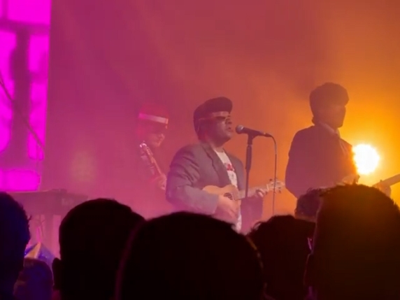 Il lento avvicinamento al palco dell'Ariston di TonyPitony