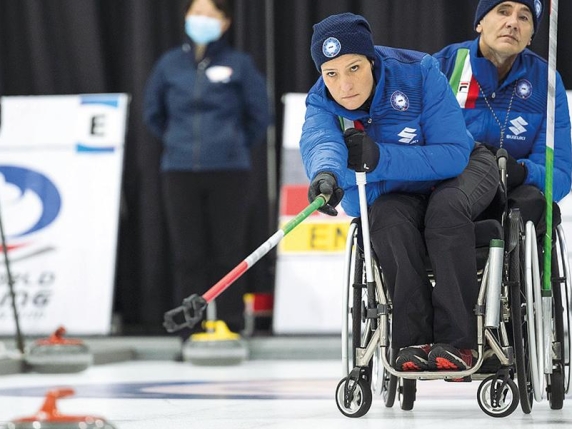 Paralimpiade Milano-Cortina Curling, debutto con vittoria La storia di Giuliana Turra