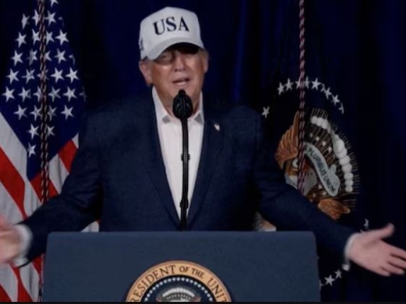 Trump non si sbilancia su tempi e obiettivi della guerra in Iran: «Durerà quanto necessario»