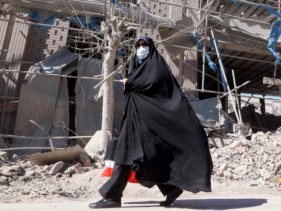 Glucksmann: «Dobbiamo dire “no” a tutti i violenti e tagliare con l’estremismo di Mélenchon. Ma l’avversario è Bardella»