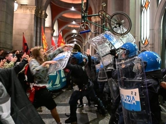I pro Pal invadono il centro di Torino. Oggi pomeriggio la manifestazione. Sale la rabbia dei commercianti