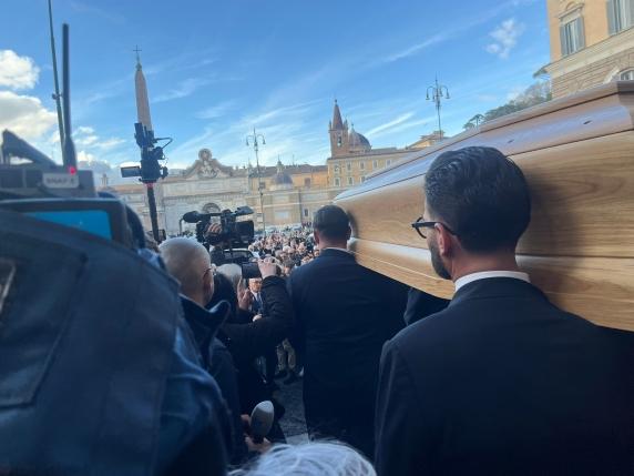 uscita feretro bonaccorti