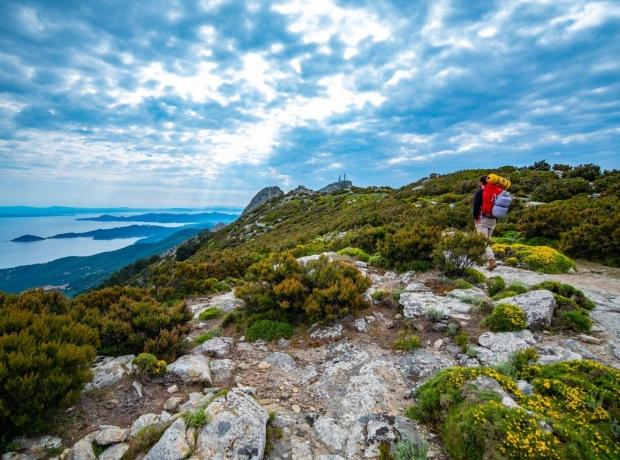La Grande Traversata Elbanadal tuffo nella natura al masso di Napoleone