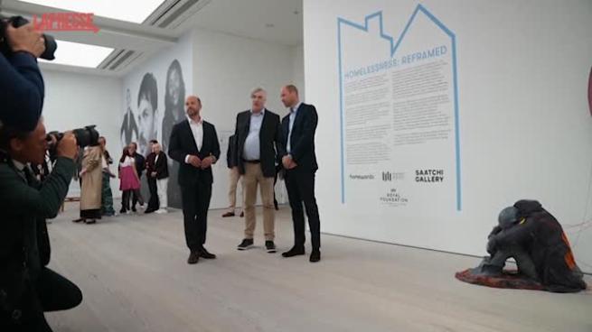 Il principe William visita la mostra sui senzatetto «Homelessness: Reframed» che lui stesso ha finanziato