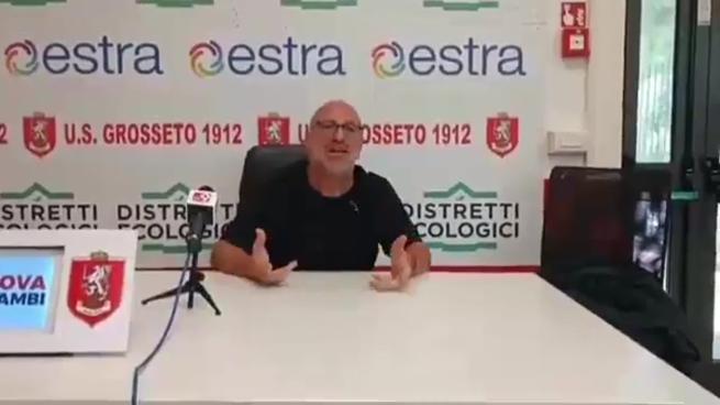 L'allenatore del Grosseto contro la sua squadra che ha perso: «Li fo sbranare dai cani»