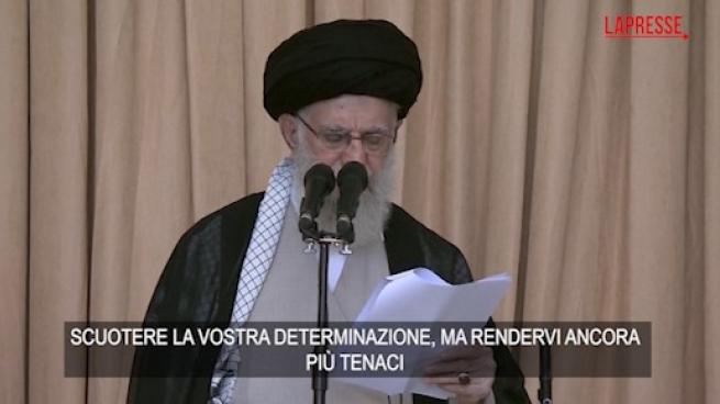 Iran, Khamenei commemora Nasrallah: «Martirii devono rendervi più tenaci»