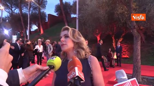 Festa del Cinema, Claudia Gerini sul red carpet di US Palmese: «Il calcio è una metafora per il riscatto sociale»