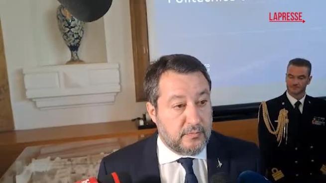 Migranti, Salvini: «Il giudice che ha scritto la mail contro Meloni andrebbe licenziato»