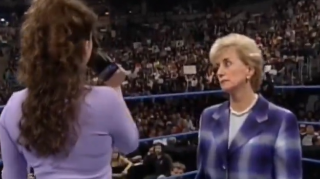 I video di Linda McMahon sul ring: i cameo della neo segretaria all'Istruzione di Trump negli incontri di wrestling Wwe