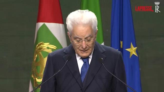 Mattarella all'assemblea Anci: «I Comuni sono il simbolo dell'unità del Paese»