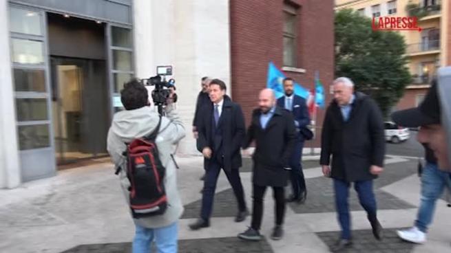 Conte al Cnr occupato, il Pnrr «di traverso» e l'appello alla presidente: «Prendiamoci un tè e parliamo di futuro»