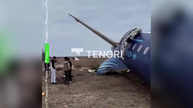 Aereo caduto in Kazakistan: i resti del volo precipitato