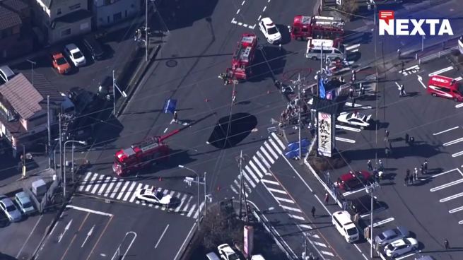 Una grande voragine si apre nel traffico e inghiotte un tir a Yashio City, in Giappone: il video