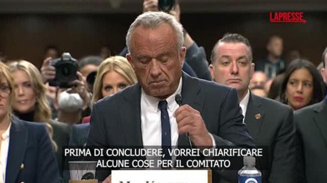 Robert Kennedy Jr. contestato durante l'audizione al Senato