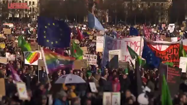 In 200mila in piazza a Monaco contro l'estrema destra di Afd