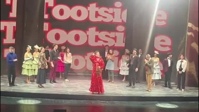 L'appello dell'attore Paolo Bonvicini: «Uomini, mettetevi più spesso nei panni delle donne»