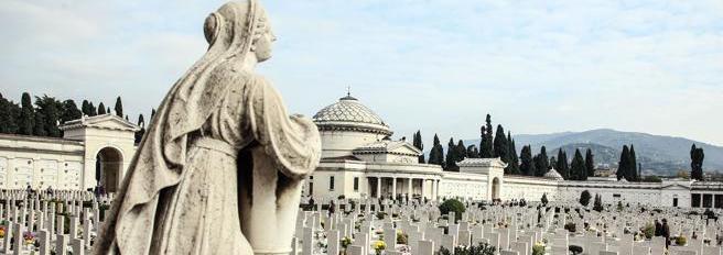 Sempre più islamici al cimitero monumentale di Brescia. Cinesi e indiani si fanno cremare