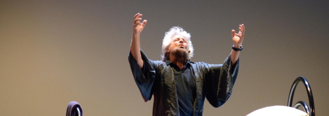 Beppe Grillo verso il ritorno: in tv. Il documentario (e la distanza incolmabile con Giuseppe Conte)