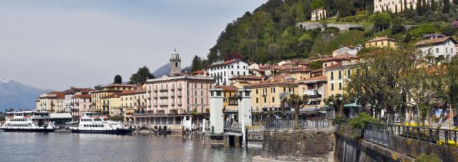 Viaggio a Bellagio, dove si sceglie il sindaco: sul lago di Como tra abusivi, orde di turisti (in cerca di vip) e pochi battelli