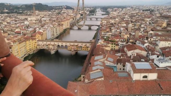 Il video di Firenze vista dalla mongolfiera: lo spettacolo nel silenzio (quasi totale)